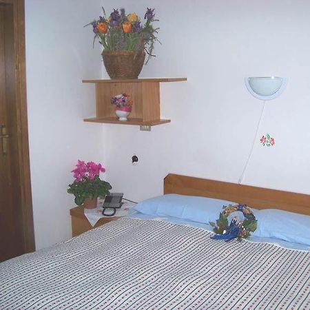 Garni Pecol Bed and Breakfast Fusine Kamer foto